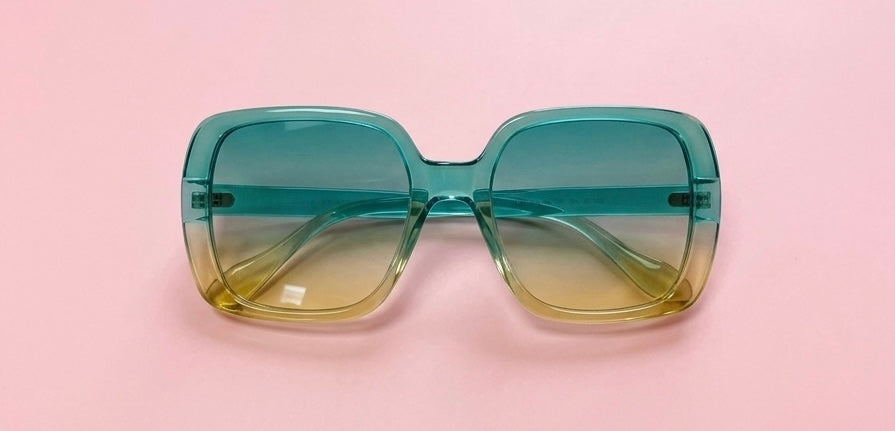 The Horizon Gradient Shades