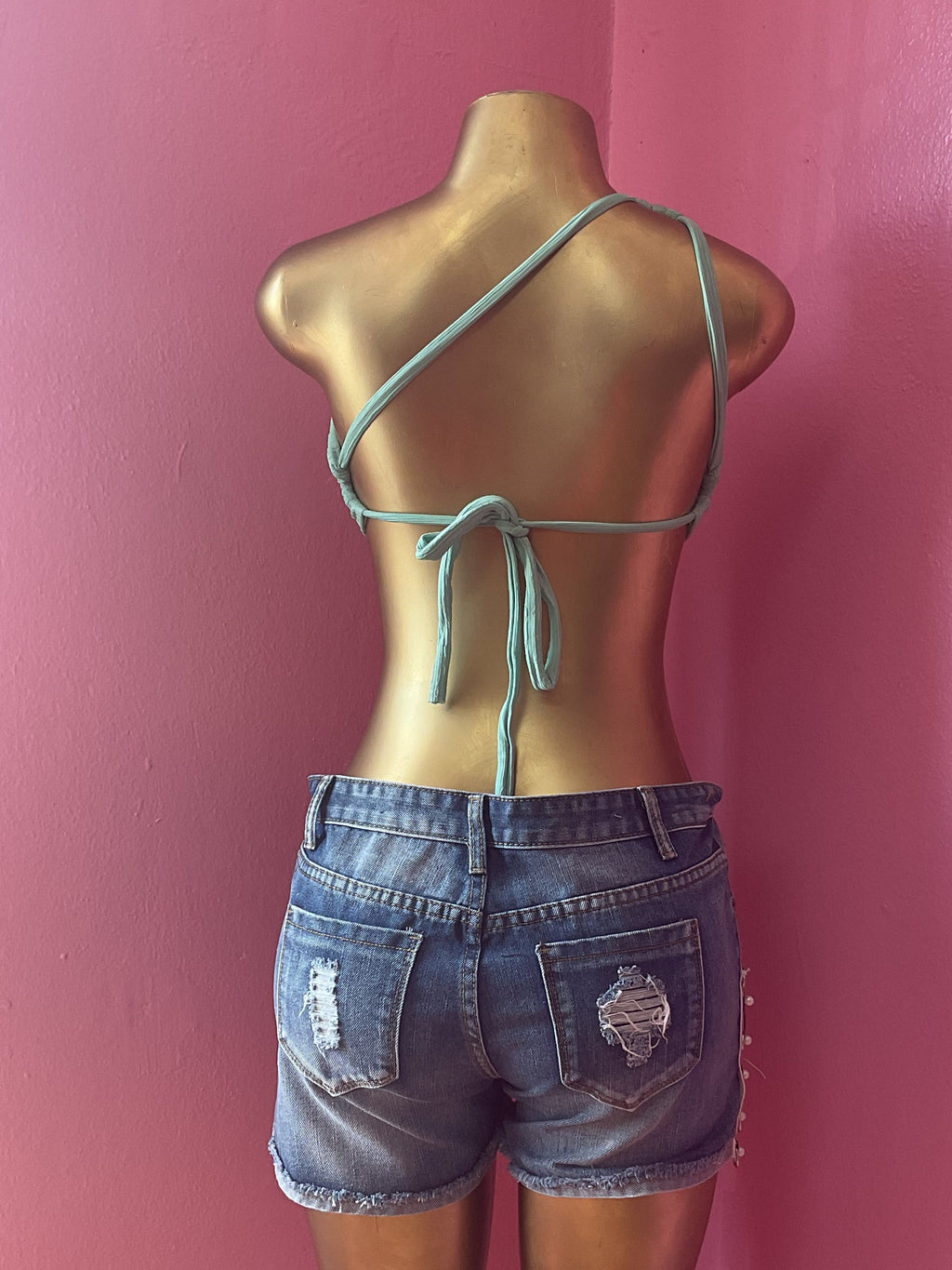 The "Apex" Asymmetric Crop